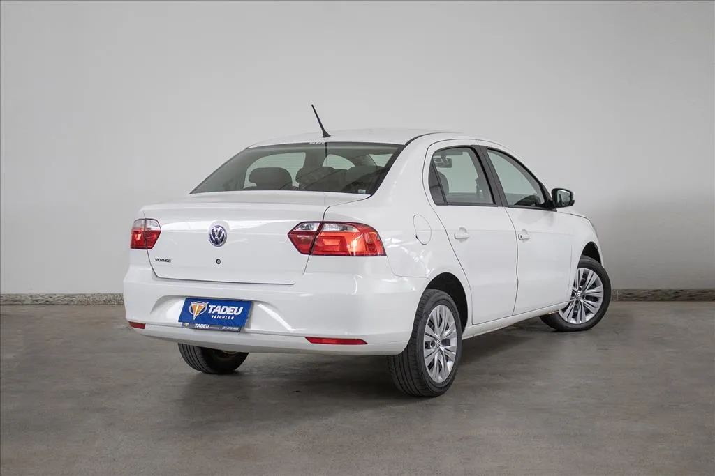 VOLKSWAGEN VOYAGE 1.6 MSI TOTALFLEX 4P MANUAL, foto 4