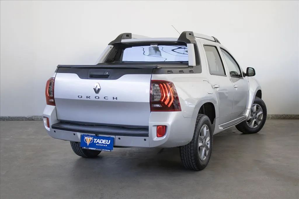 RENAULT DUSTER OROCH 2.0 16V HI-FLEX DYNAMIQUE MANUAL, foto 2