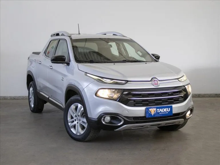 FIAT TORO 2.0 16V TURBO DIESEL VOLCANO 4WD AT9